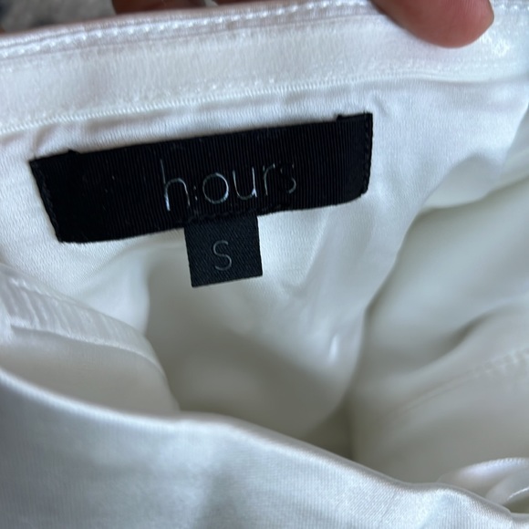 h:ours Tabitha Bodysuit in White small - Picture 9 of 10